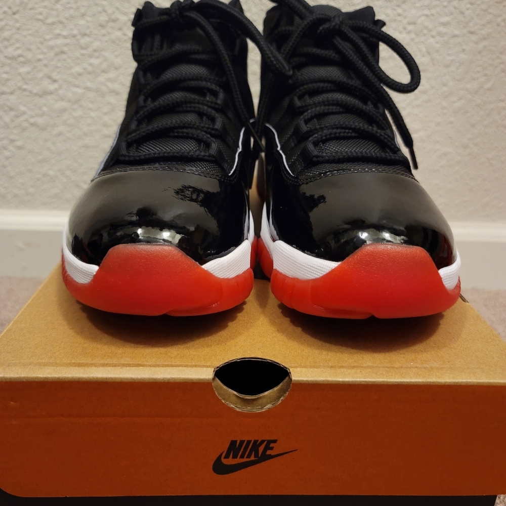 Jordan 11 Breds - Picture 6 of 7